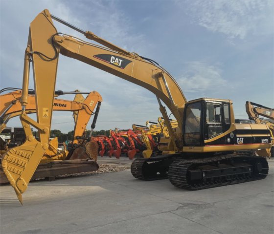 挖掘机 Cat 325b 325D 320d