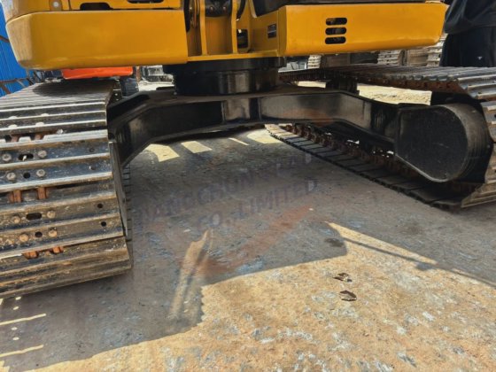 小型挖掘机 6 吨 8 吨