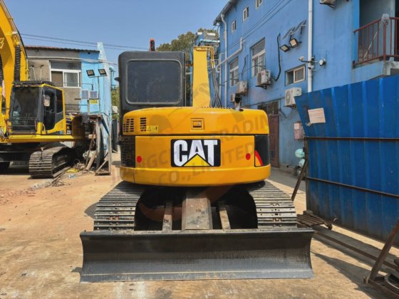 6 吨 8 吨小型挖掘机 Mini