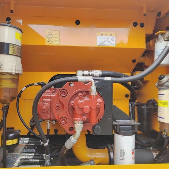 二手现代履带式挖掘机 R215vs 现代液压机 履带挖掘机