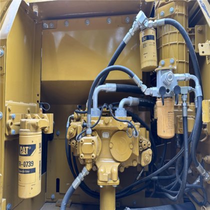 卡特彼勒在上海的机械设备 Cat 320d 二手挖掘机