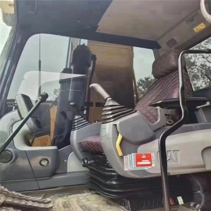 卡特彼勒在上海的机械设备 Cat 320d 二手挖掘机