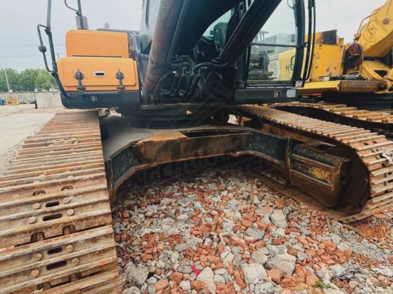 オリジナルの大型ヒュンダイ 520vs 中古 52 トン重機掘削機の販売