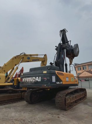 ヒュンダイ 520vs 中古 大型 掘削機