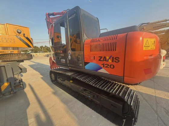 专业供应商出售具有竞争力价格的高质量二手挖掘机日立 Zx120