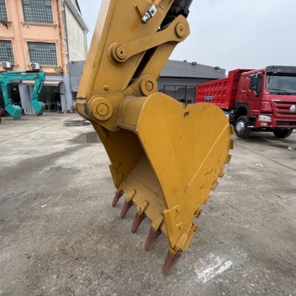 购买状况良好的二手 Cat 336D2 挖掘机 Cat