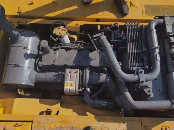 挖掘机 PC 200 工作小时数少 二手便宜