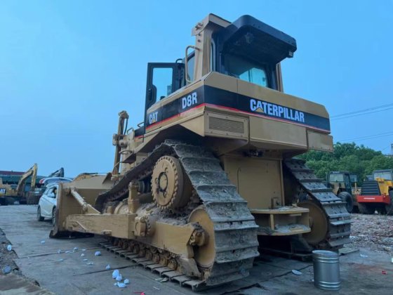 日本建筑机械 二手 Cat D7h D8r