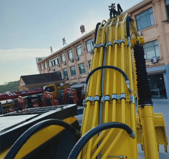 状况良好的二手挖掘机 液压履带式挖掘机 PC360 PC200 PC350