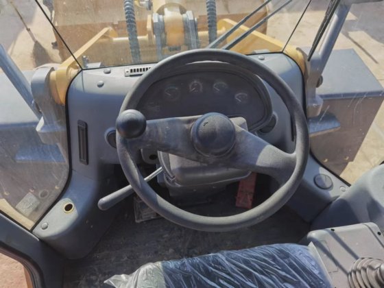 上海出售高质量二手装载机 Sdlg956L，车况好，价格优