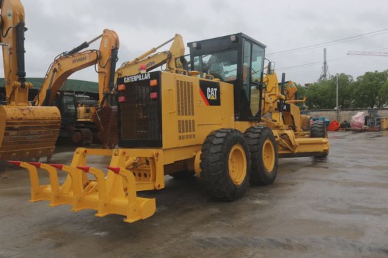 Zweithand Katzengrader 140hcaterpillar Gebrauchte Katzenmotorgrader