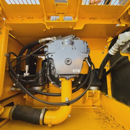 状况良好的二手挖掘机 2021 年液压履带式挖掘机 PC360 PC350