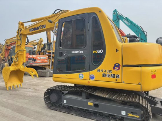高品質の中古日本製PC60掘削機PC60PC70PC35オリジナルデザイン