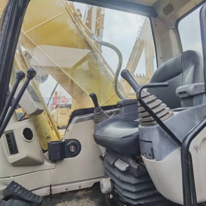Gebruikte Cat Crawler Graafmachine 320cl