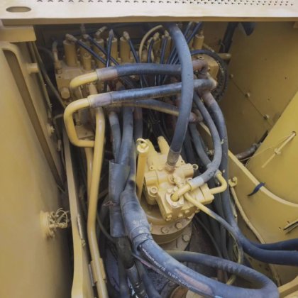 Escavadora Crawler Cat Usada 320cl
