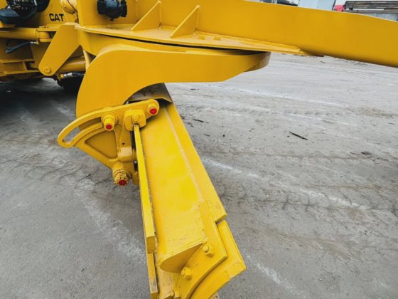 上海で販売中の中古のキャタピラー140hモーターグレーダー（オリジナルのセカンドハンドキャット140Hグレーダー）