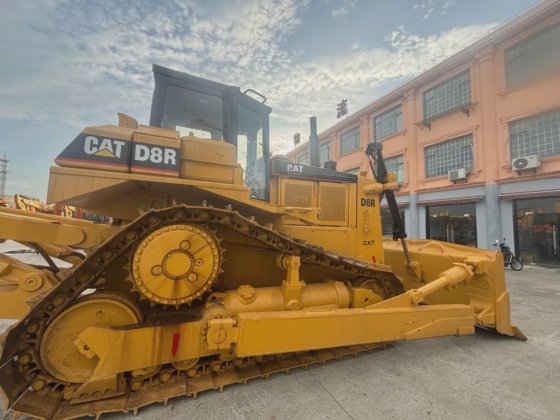 状况良好的卡特柱式 Cat D8r 二手推土机出售
