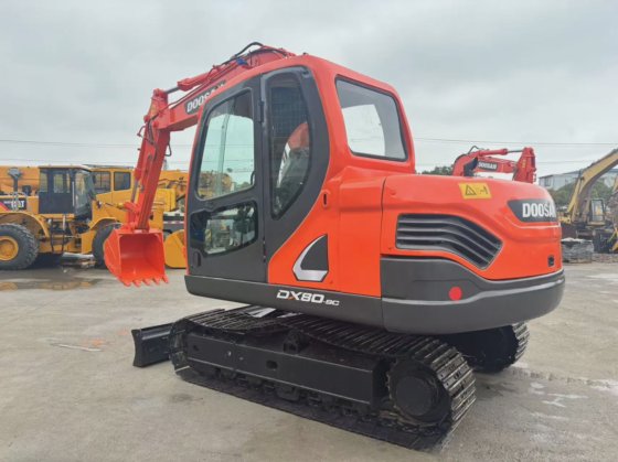 斗山 Dx80-9c 挖掘机 迷你履带式挖掘机 8