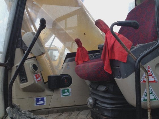 功能强大的二手 20 吨液压挖掘机 Cat 320d，320c