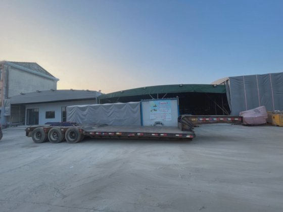物美价廉的 3 轴 60 吨低平板拖车