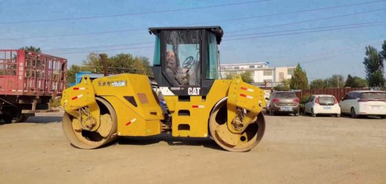Caterpillar CB534D