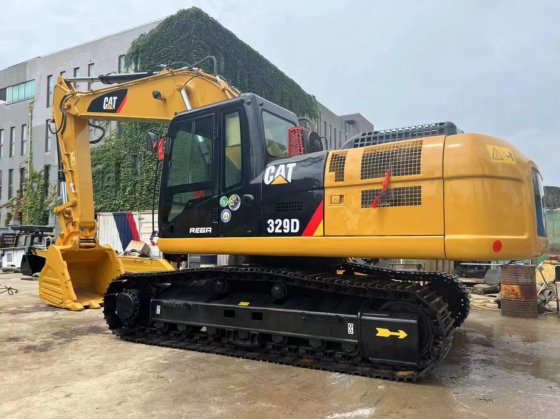 2015 CAT 329D