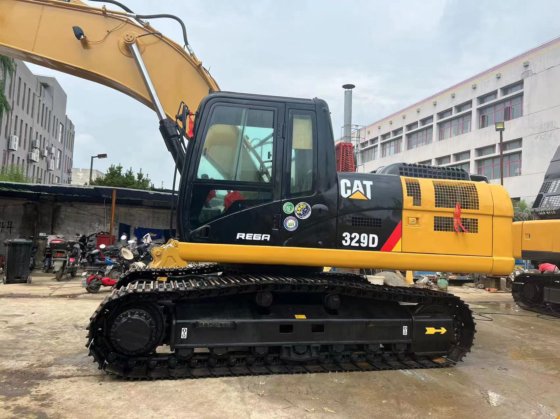 2015 CAT 329D