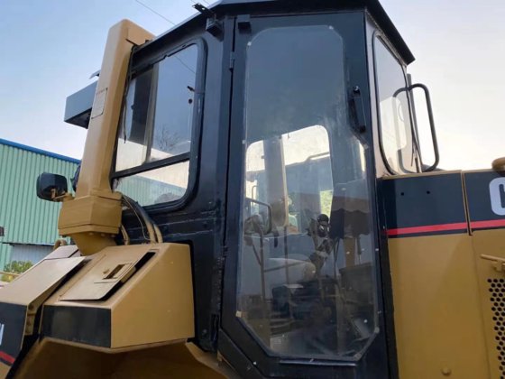 2015 CAT CAT D5M