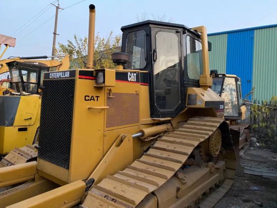 2015 CAT CAT D5M