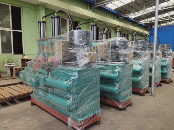 二重シリンダー ポンプ汚水処理泥ポンプ