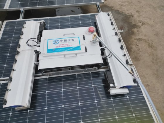 工場供給水洗浄自動ソーラーパネル洗浄機
