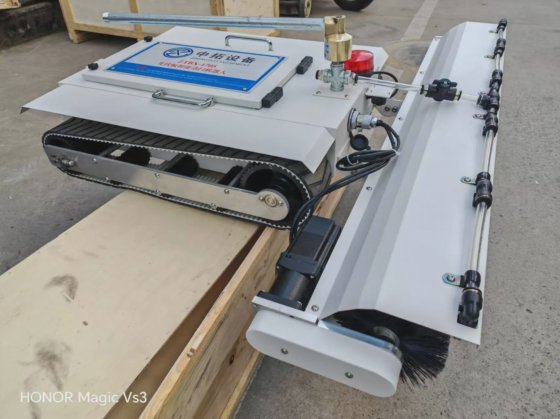 ソーラーパネル洗浄機 太陽光発電プラント専用ブラシ