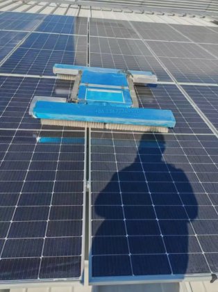 落下防止ソーラーパネルクリーナー スピード調整可能太陽光発電清掃ロボット
