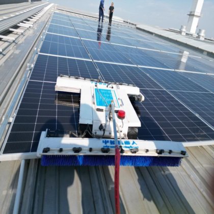 工場供給の太陽電池パネルのクリーニング機械自動太陽電池パネルの洗剤