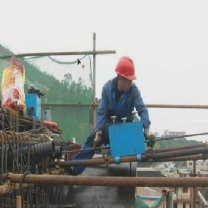 スラブシステムケーブルプッシングマシンのストランドプッシャー