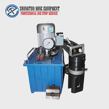 用于套筒连接的冷挤压机