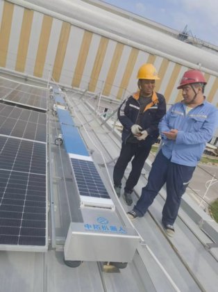 PV洗浄ブラシ ソーラークリーナー ブラシ ロボット ソーラーパネル洗浄