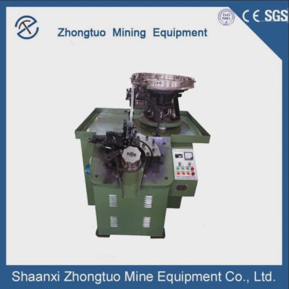 多機能冷間押出成形機 - スプラインギヤの転造、矯正、成形