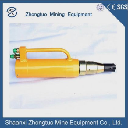 高效单应力液压千斤顶：50 兆帕油压，5.137 10 平方米张力