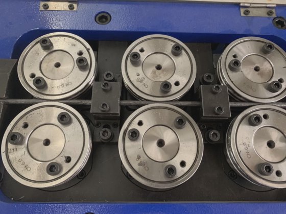 6軸1.5--5mmスパイラルワイヤー製造機