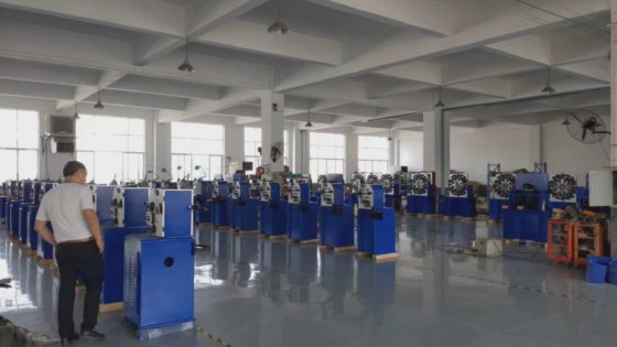 6軸1.5--5mmスパイラルワイヤー製造機