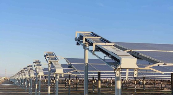 ハイテクロボット太陽電池パネル洗浄機自動太陽電池洗浄機