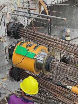 工厂供应桥梁施工后张法液压单千斤顶和多千斤顶