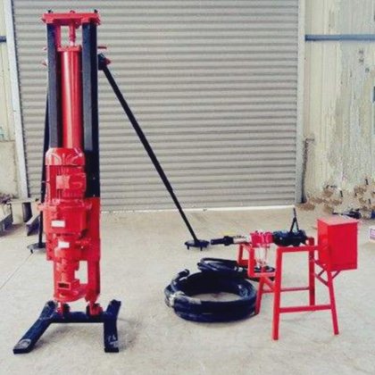 空気圧縮機 DTH の小型掘削装置