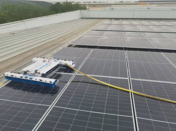 熱い販売の太陽電池パネルのシステム太陽電池のクリーニング機械