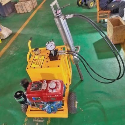 Zt-250 350 450采石场液压柴油裂石机