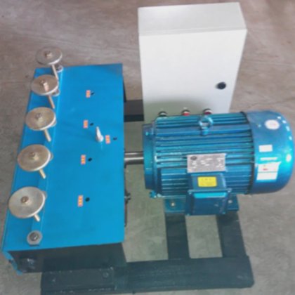 用于预应力混凝土的大容量后张法钢绞线推送机