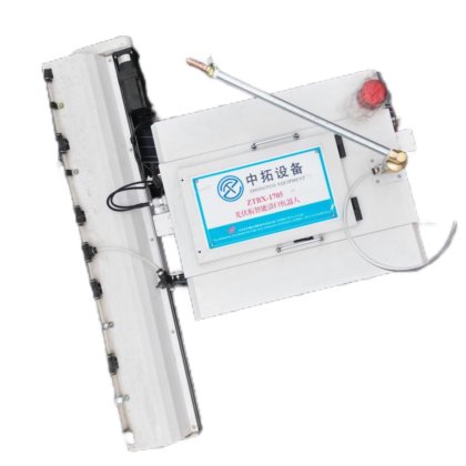 可在恶劣环境中稳定运行的 Longi 光伏板自动清洗机