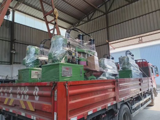 Yb 300 泥浆处理用液压双陶瓷活塞泵