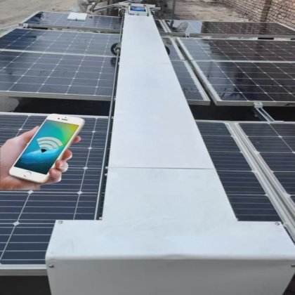 太陽光発電所 太陽電池パネル清掃ロボットシステム